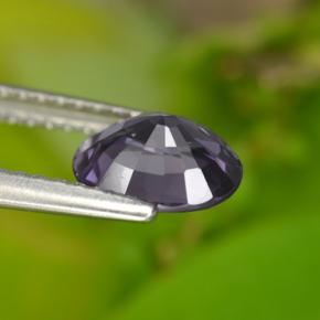 1.21カラットの天然パープルスピネル（7.4×6.1 mm・オーバルカット）