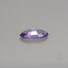 0.51カラットの天然ピンクがかった紫スピネル（7.3×3.8 mm・マーキス）