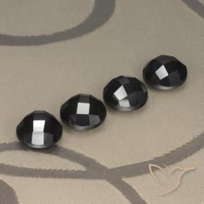 Shop natural 19.19ct ブラック スピネル gems, ラウンド, from タイ at GemSelect. In stock, global shipping!