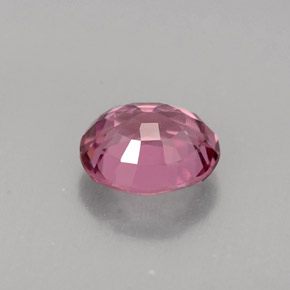 0.83カラットの天然パープルスピネル（6×5.1 mm・オーバルカット）