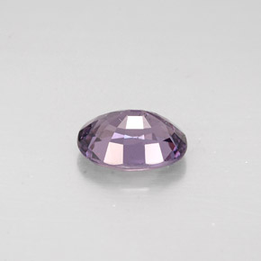 0.97カラットの天然パープルスピネル（7.1×5.2 mm・オーバルカット）