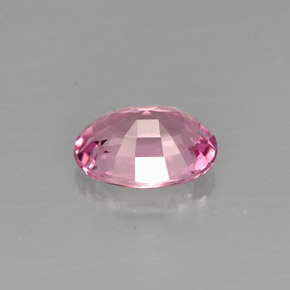 1.00カラットの天然ピンクスピネル（7.1×5.2 mm・オーバルカット）