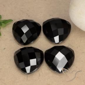 Shop natural 17.01ct ブラック スピネル gems, トリリオン, from タイ at GemSelect. In stock, global shipping!