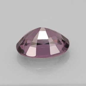 1.55カラットの天然パープルスピネル（8.1×6.3 mm・オーバルカット）