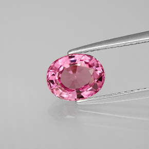 1.50カラットの天然紫がかったピンクスピネル（7.6×6 mm・オーバルカット）