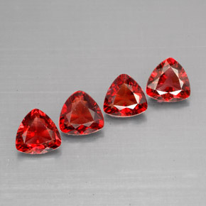 カラットの天然赤みがかったオレンジスピネル（5.1×5 mm・トリリアント）