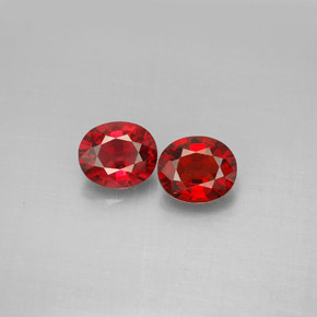 カラットの天然レッドスピネル（6×5.1 mm・オーバルカット）