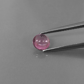 0.75カラットの天然紫がかったピンクスピネル（5.69 mm・ラウンドカット）