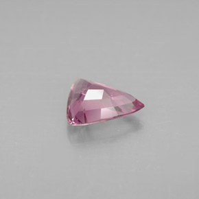 1.15カラットの天然バイオレットピンクスピネル（7.7×6.6 mm・トリリアント）