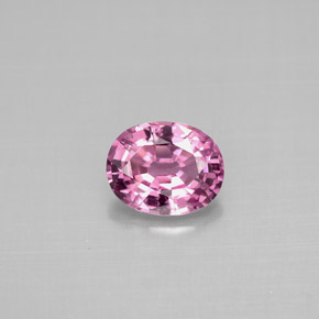 1.12カラットの天然紫がかったピンクスピネル（7.2×5.8 mm・オーバルカット）