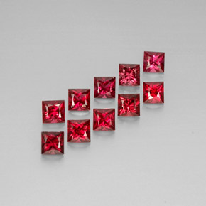 カラットの天然赤みがかったオレンジスピネル（3.6×3.6 mm・四角）