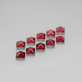 カラットの天然レッドスピネル（3.6×3.6 mm・四角）