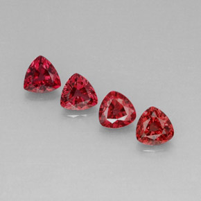 カラットの天然レッドスピネル（5.1×5.1 mm・トリリアント）
