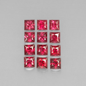 カラットの天然赤みがかったオレンジスピネル（3.1×3 mm・四角）
