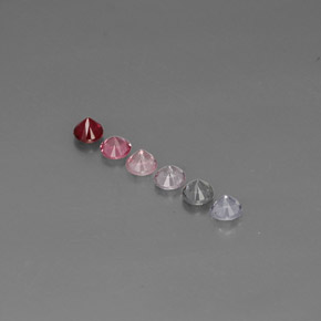 カラットの天然マルチカラースピネル（3.20 mm・ラウンドカット）
