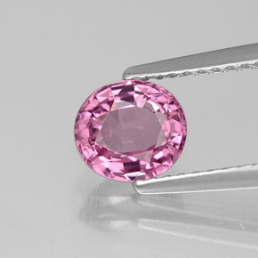1.18カラットの天然紫がかったピンクスピネル（6.6×6 mm・オーバルカット）