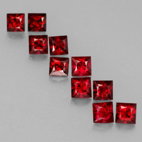 カラットの天然レッドスピネル（3.1×3 mm・四角）