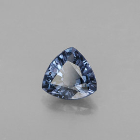 0.54カラットの天然ブルースピネル（5.4×5.2 mm・トリリアント）
