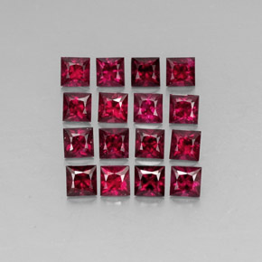 カラットの天然レッドスピネル（3.2×3.1 mm・四角）