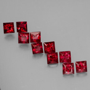 カラットの天然レッドスピネル（3.1×3 mm・四角）