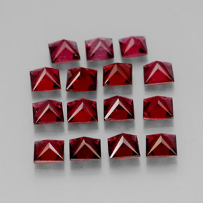 カラットの天然レッドスピネル（3.5×3.5 mm・四角）