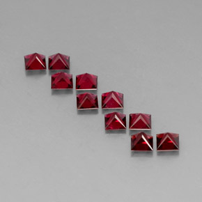 カラットの天然レッドスピネル（3.6×3.6 mm・四角）
