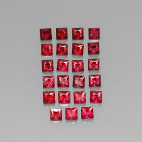 カラットの天然レッドスピネル（2.6×2.6 mm・四角）