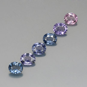カラットの天然マルチカラースピネル（5.5×4.5 mm・オーバルカット）