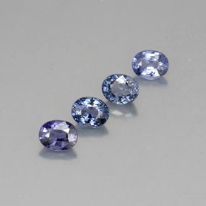 カラットの天然ブルースピネル（5×4 mm・オーバルカット）