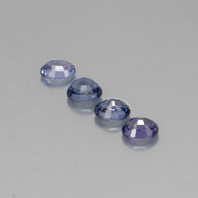 カラットの天然ブルースピネル（5×4 mm・オーバルカット）