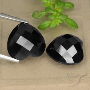 Shop natural 13.94ct ブラック スピネル gems, 心臓, from タイ at GemSelect. In stock, global shipping!