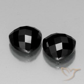 Shop natural 8.96ct ブラック スピネル gems, トリリオン, from タイ at GemSelect. In stock, global shipping!