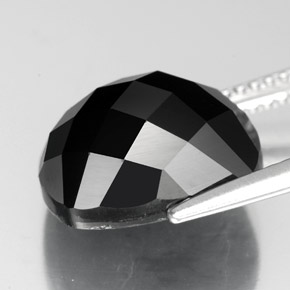 7.53カラットの天然黒スピネル（12.1×10.1 mm・クッションカット）