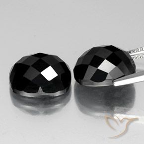 Shop natural 14.50ct ブラック スピネル gems, クッション, from タイ at GemSelect. In stock, global shipping!