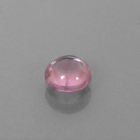 0.62カラットの天然ピンクスピネル（5.33 mm・ラウンドカット）