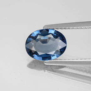 1.22カラットの天然緑がかった青スピネル（8.6×6.6 mm・オーバルカット）