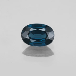 1.14カラットの天然深い緑がかった青スピネル（8.1×5.6 mm・オーバルカット）