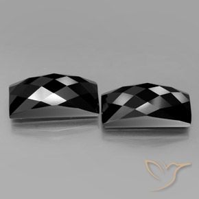 Shop natural 24.56ct ブラック スピネル gems, バゲット, from タイ at GemSelect. In stock, global shipping!