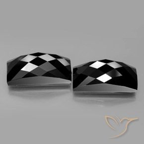 Shop natural 25.90ct ブラック スピネル gems, バゲット, from タイ at GemSelect. In stock, global shipping!
