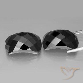 Shop natural 27.48ct ブラック スピネル gems, ファンシー, from タイ at GemSelect. In stock, global shipping!