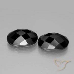 Shop natural 13.46ct ブラック スピネル gems, 楕円形, from タイ at GemSelect. In stock, global shipping!