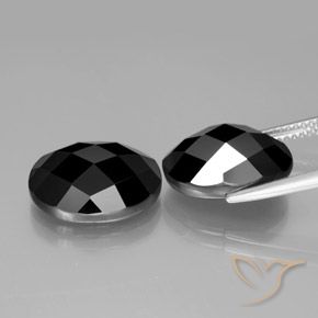 Shop natural 15.75ct ブラック スピネル gems, 楕円形, from タイ at GemSelect. In stock, global shipping!