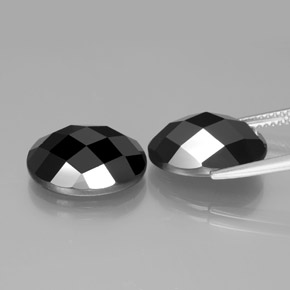 自然派の商品を探す 14.64ct ショール スピネル 宝石, オーバルカット, タイ からGemSelectで. 在庫あり、世界各国へ発送!