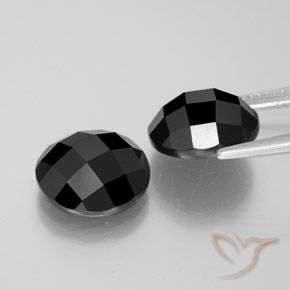 Shop natural 12.95ct ブラック スピネル gems, ラウンド, from タイ at GemSelect. In stock, global shipping!