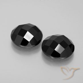 Shop natural 13.48ct ブラック スピネル gems, ラウンド, from タイ at GemSelect. In stock, global shipping!