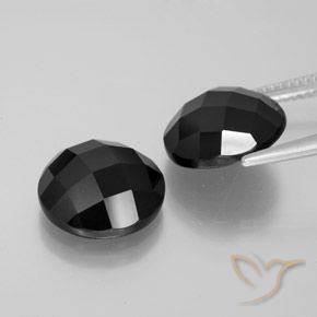 Shop natural 13.48ct ブラック スピネル gems, ラウンド, from タイ at GemSelect. In stock, global shipping!