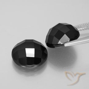 Shop natural 14.84ct ブラック スピネル gems, ラウンド, from タイ at GemSelect. In stock, global shipping!