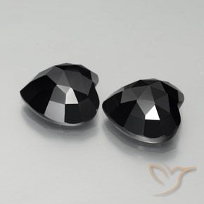 Shop natural 17.07ct ブラック スピネル gems, 心臓, from タイ at GemSelect. In stock, global shipping!