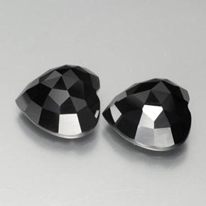 Shop natural 19.39ct ブラック スピネル gems, 心臓, from タイ at GemSelect. In stock, global shipping!
