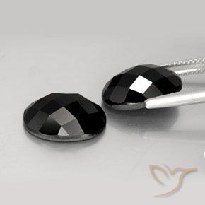 Shop natural 14.12ct ブラック スピネル gems, 楕円形, from タイ at GemSelect. In stock, global shipping!